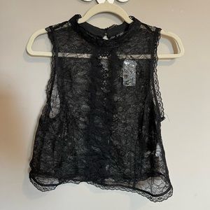 NWT Lace/mesh blouse. Button down back. Forever 21 Plus Size